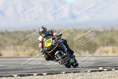 media/Dec-06-2025-CVMA (Sat) [[4a896cc04c]]/Race 9-500-400-350 Supersport/